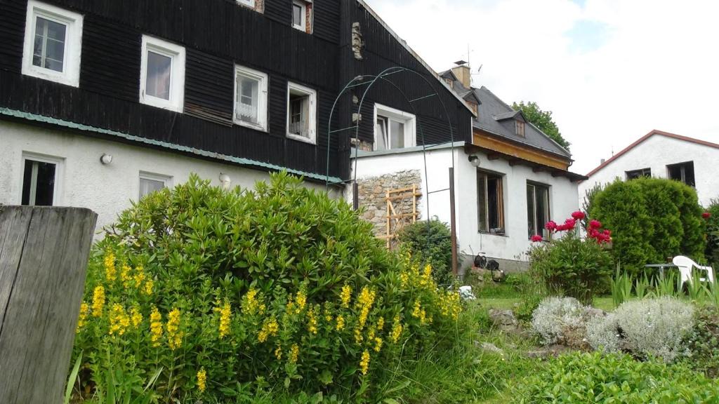 Horni Blatna Apartment | Apartmany Nemo