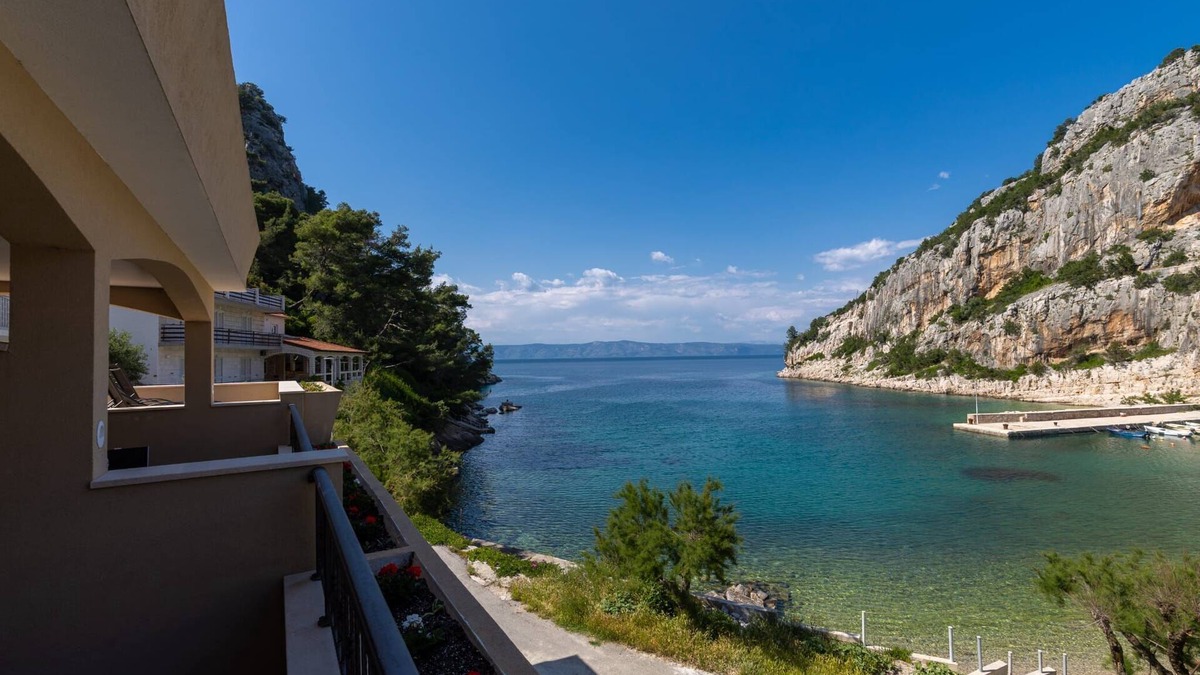 Zastrazisce Apartment | Apartments Serzane (98861-A6) - Zastrazisce - island Hvar