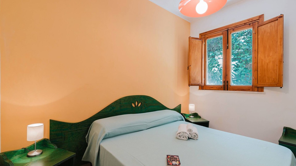 Castellammare del Golfo Apartment | Apartment 'Appartamento Con Vista Piscina 2' with Shared Pool, Wi-Fi and Air Conditioning