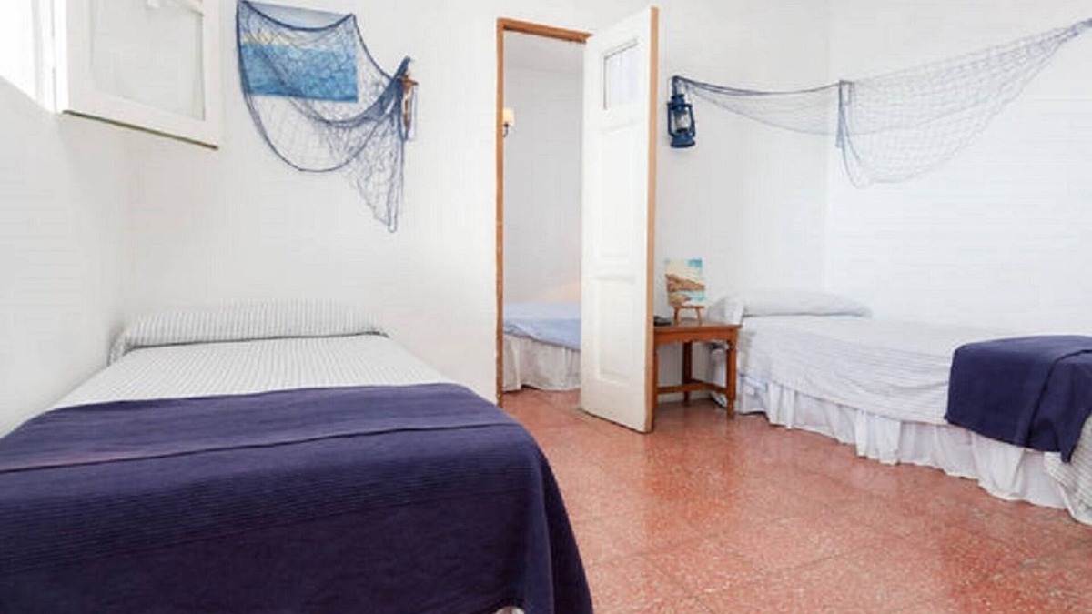 Santa Cruz de Tenerife Apartment | Apartment on the 1st line of the beach panoramic views of the sea & mountains