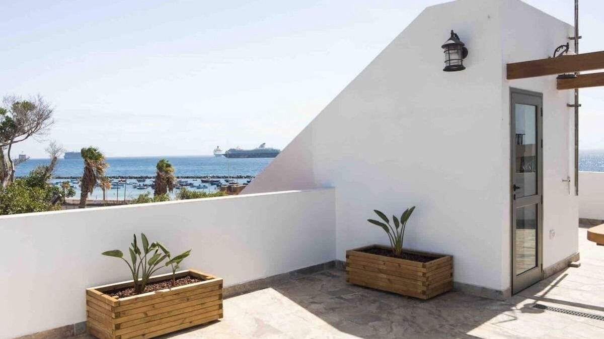 San Andres Apartment | Apartment "Casa Julia" close to the Beach with Sea View and Terrace