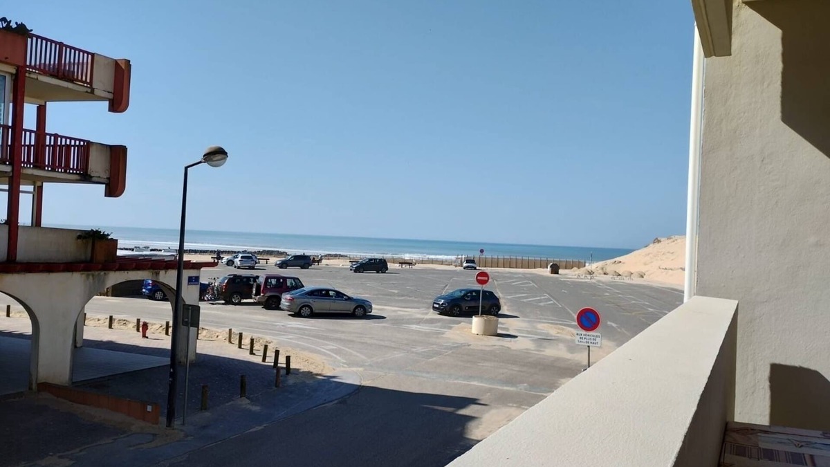 Vieux-Boucau-les-Bains Apartment | Apartment with ocean view separate room private park. in quiet residence