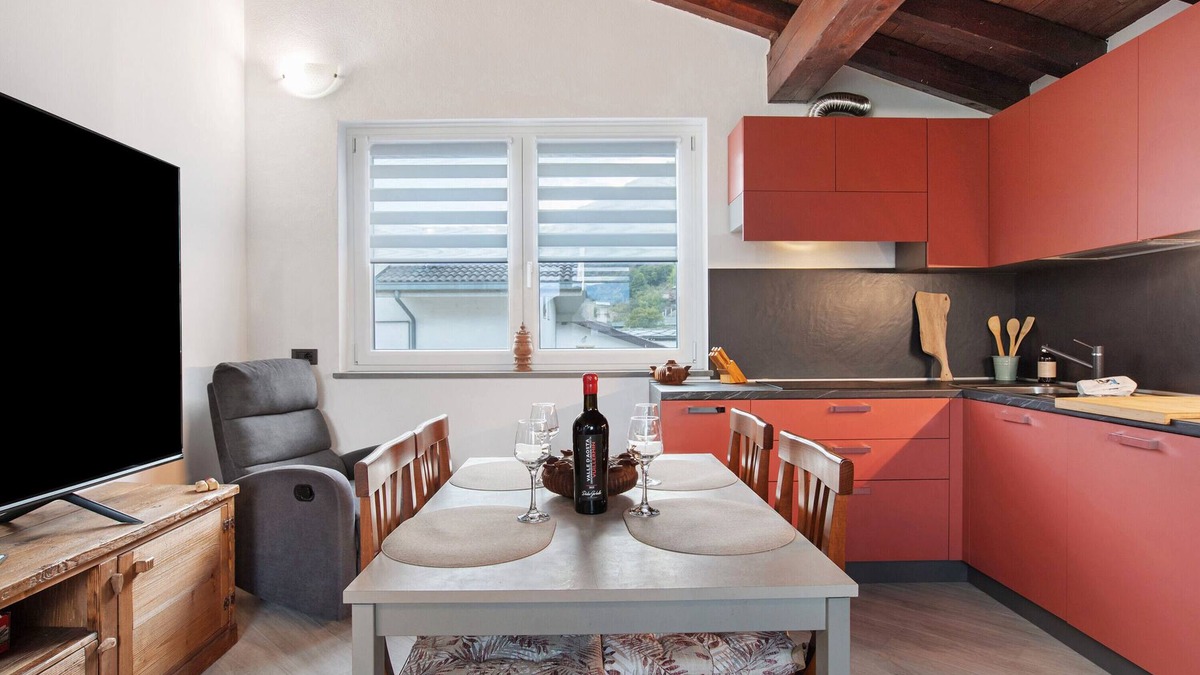 Montan-Angelin-Arensod Apartment | Apartment 'Villa Maffei' with Mountain View