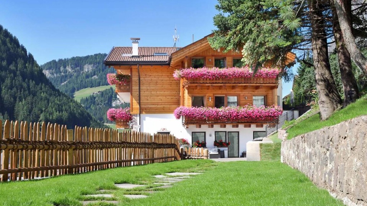 Santa Cristina Val Gardena Apartment | Apartment Albert with Mountain View, Wi-Fi, Balcony & Garden