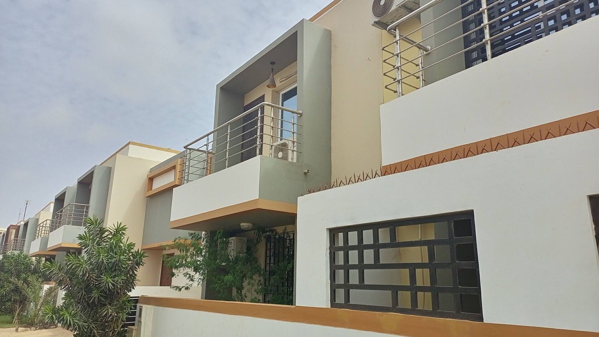 Ouakam Apartment | Apartment with 2bedroom living room