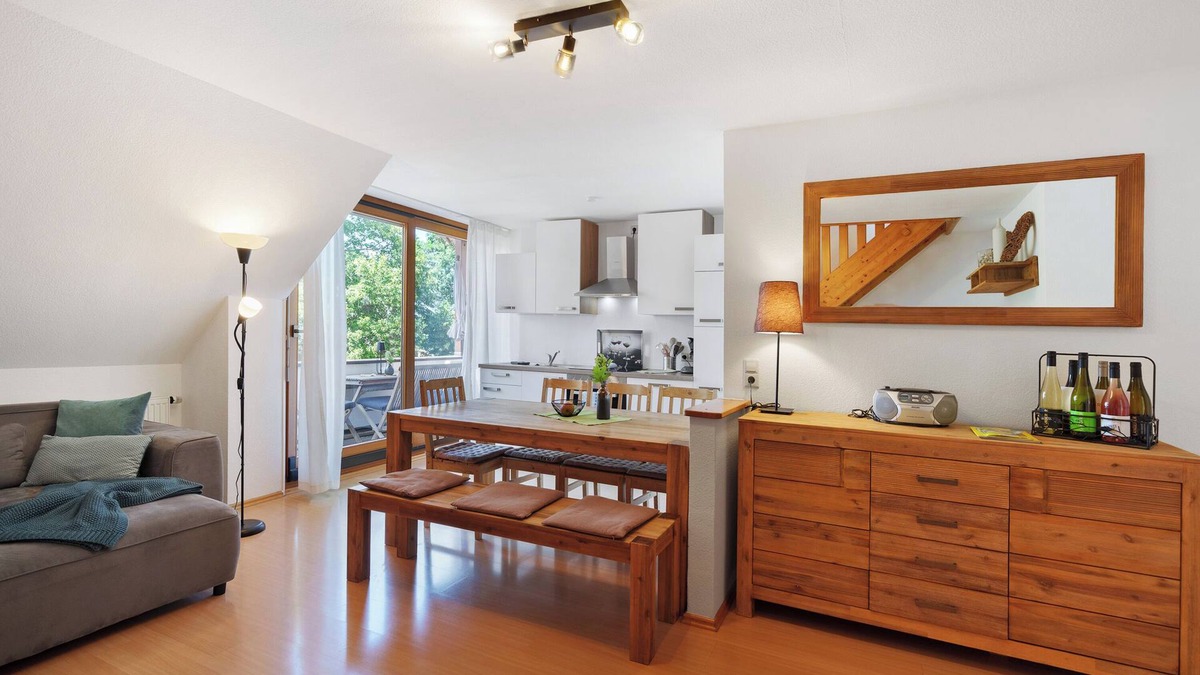 Oberrotweil Apartment | Apartment '1, 63 Qm, Balkon' with Shared Pool, Shared Garden and Wi-Fi