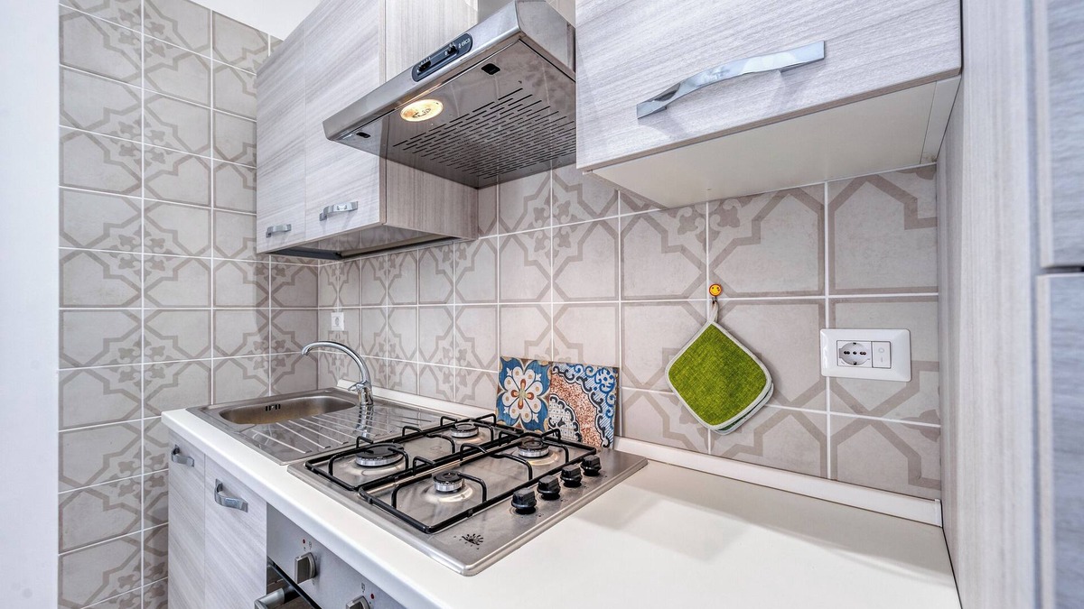Torre San Gennaro Apartment | Apartment '1' with Private Terrace and Air Conditioning