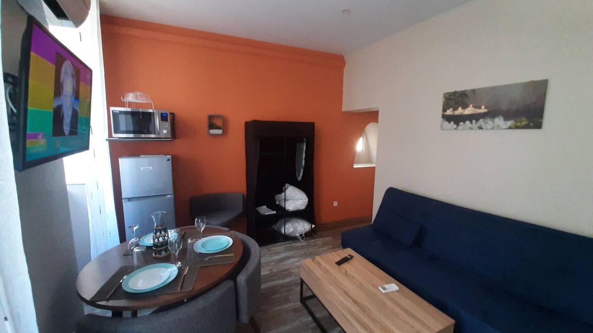 Bourg-Saint-Andeol Apartment | Apartment '106 - Cosy T2' with Wi-Fi and Air Conditioning