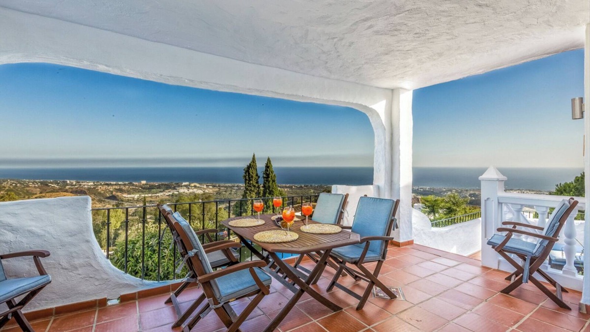 Marbella Apartment | Apartment '103-Penthouse' with Sea View, Wi-Fi and Air Conditioning