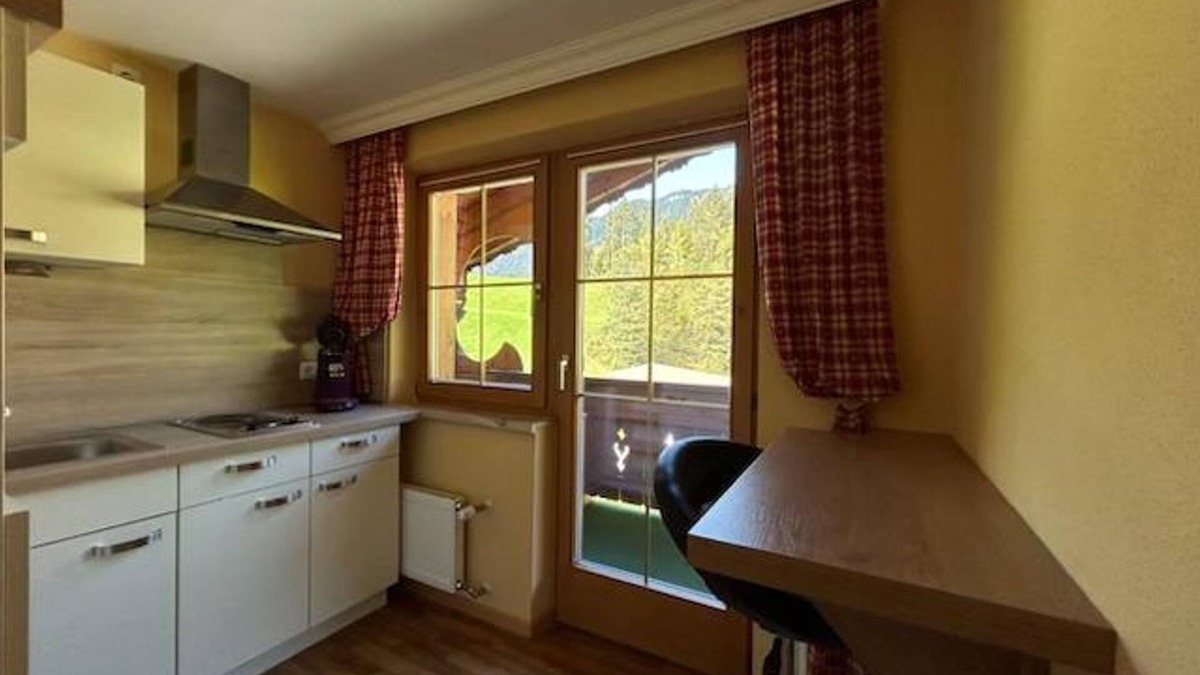 Breitenbach am Inn Cottage | Apartment 16 - Pension Edelweiss