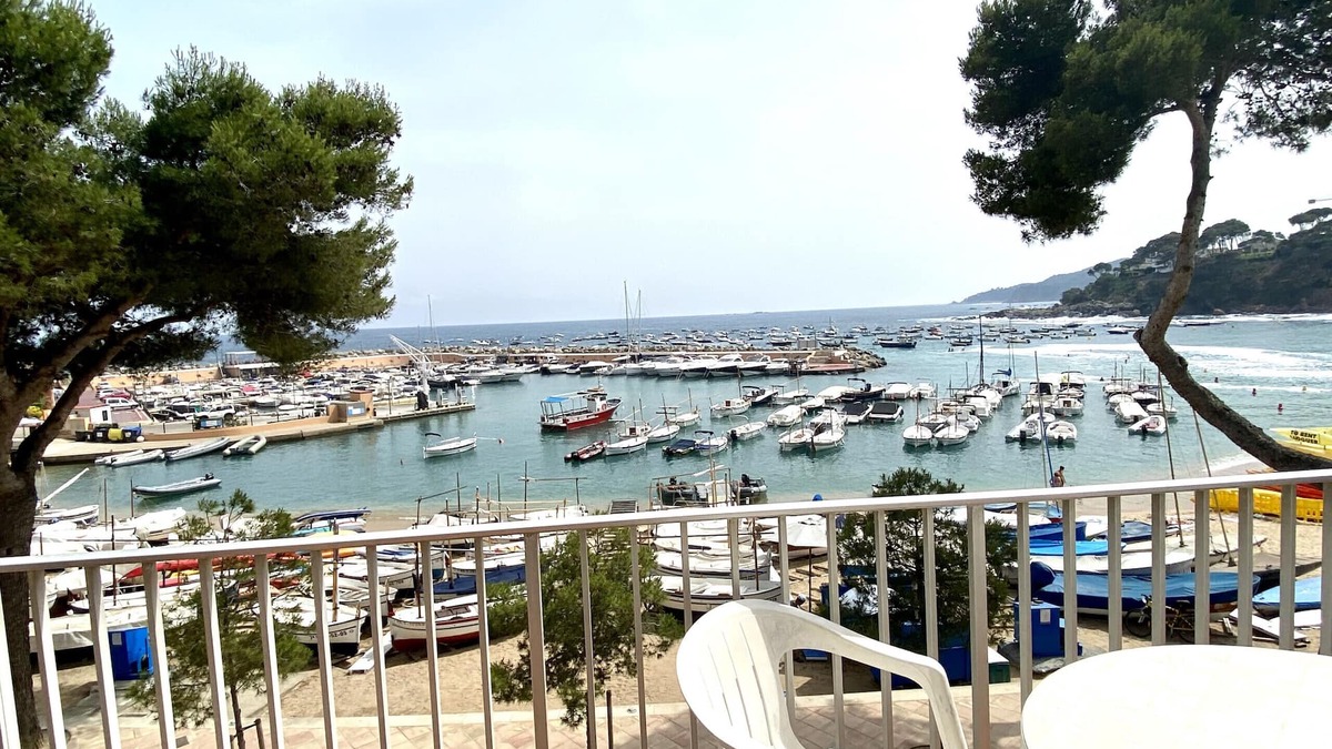 Llafranc Apartment | Apartment 1st line Llafranc beach beautiful views - WIFI