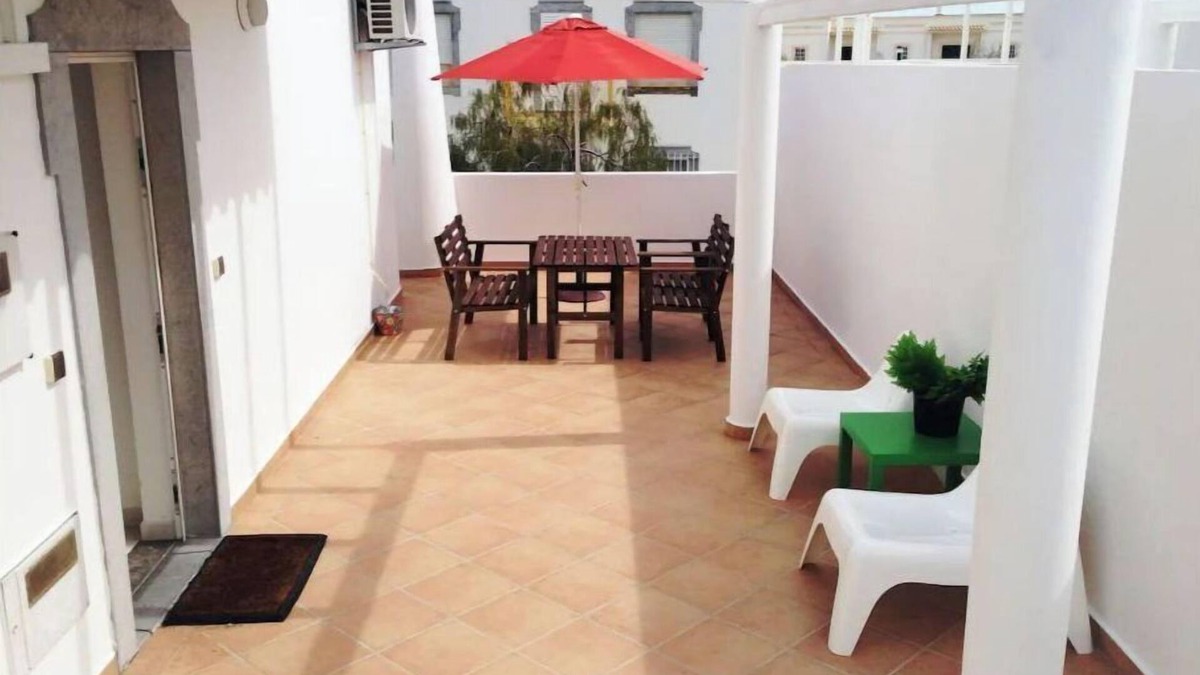 Altura Apartment | Apartment 250 m from Altura beach with terrace, A/C and Internet
