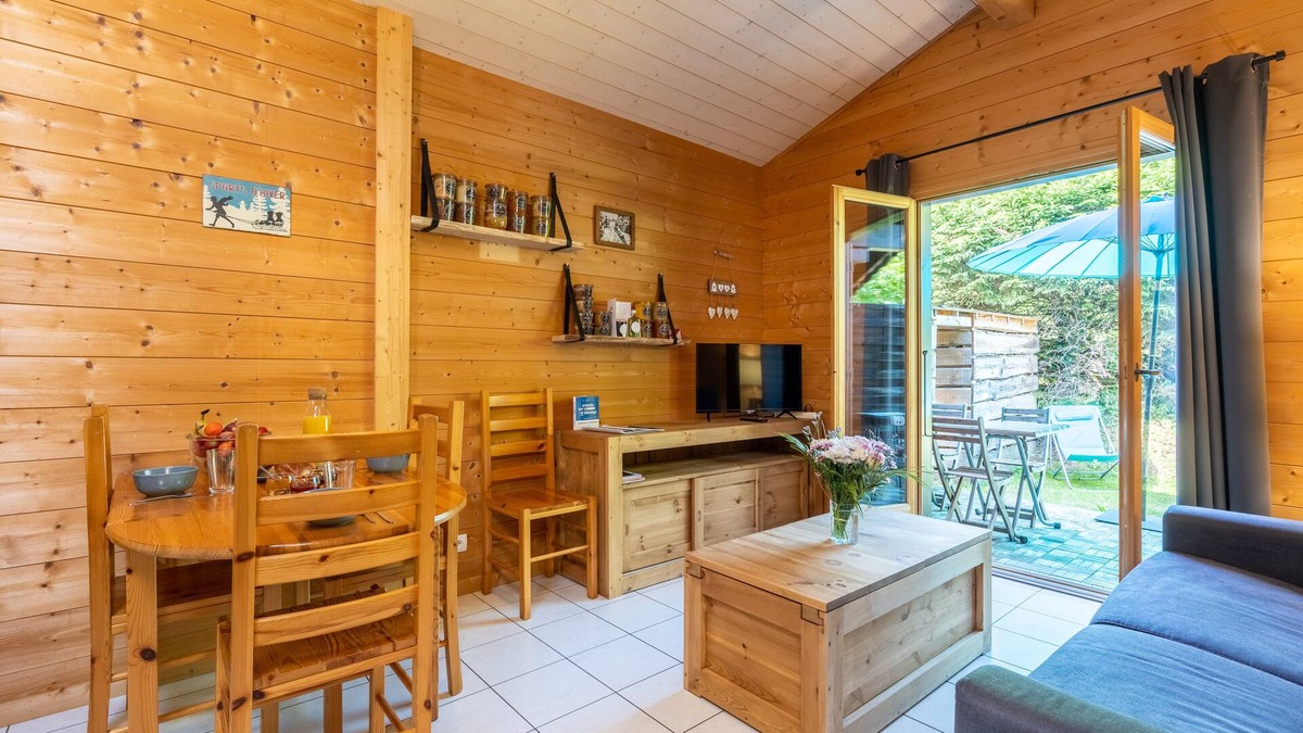 Les Clefs Apartment | Apartment 3 Monts - Cotagne
