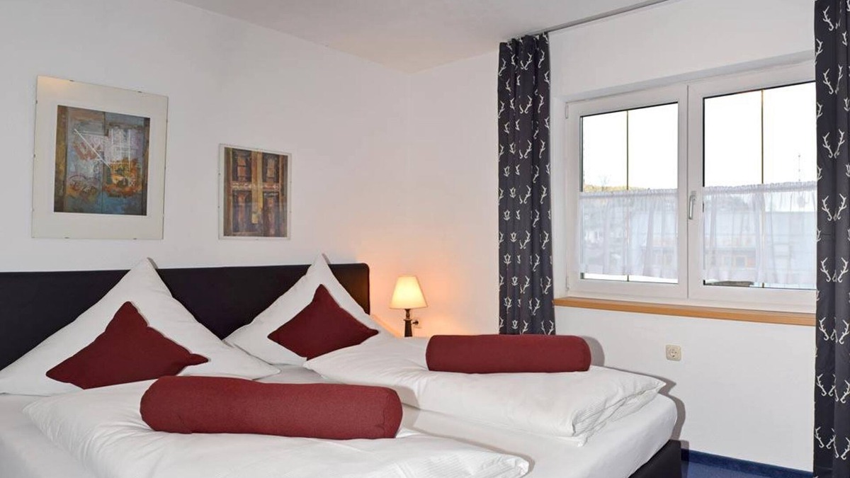 Hirschegg Apartment | Apartment 5 - 56m² / 1 bedroom / 2Bad / 4Pers. - The Berghof