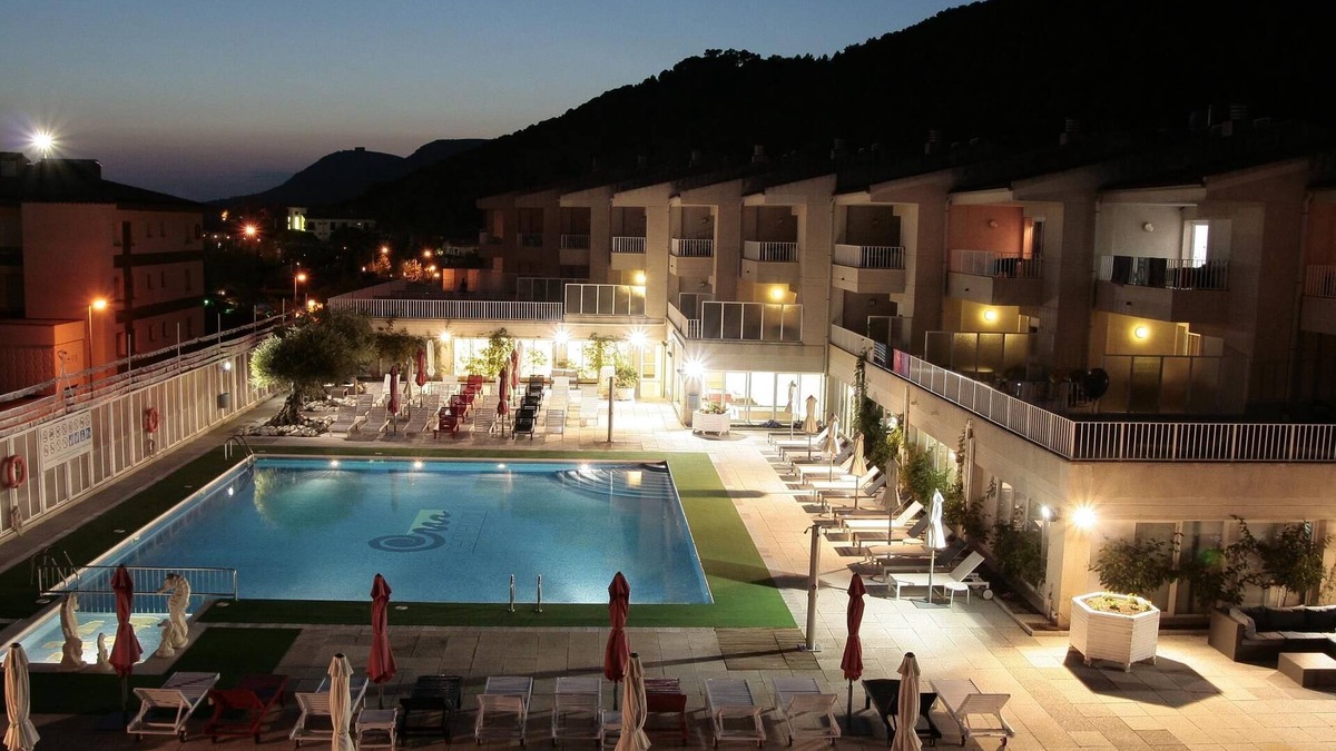 L'Estartit Apartment | APARTMENT (5 ADULTS) POOL VIEW