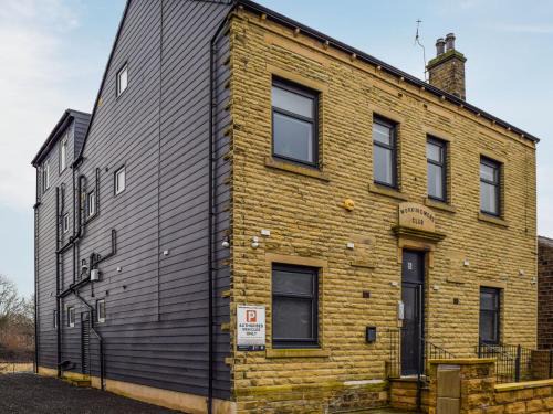 Huddersfield Apartment | Apartment 6 - Uk48914