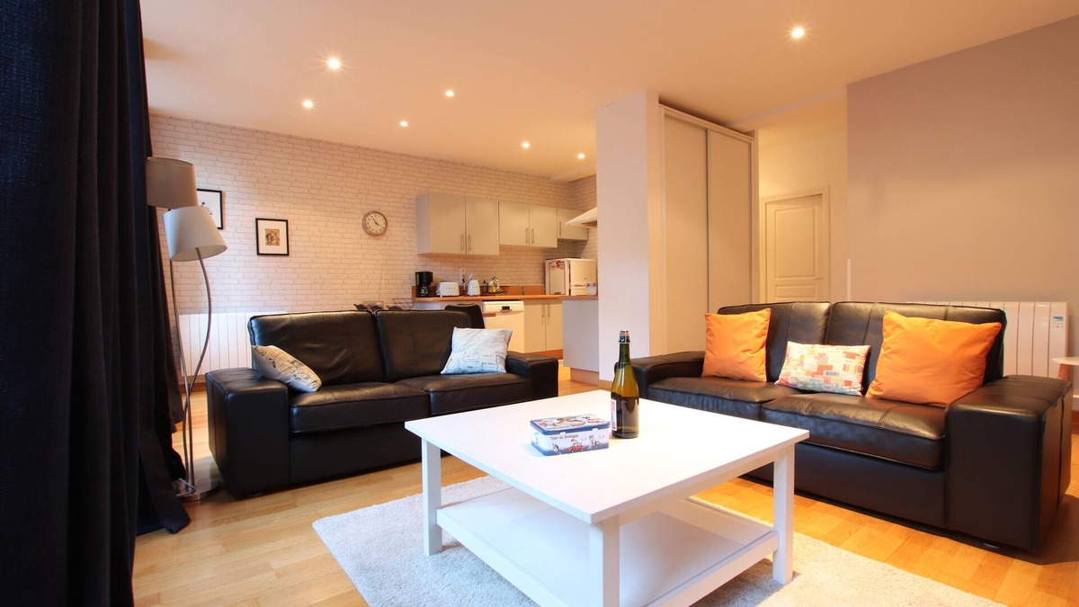 Intra Muros Apartment | Apartment 75m2, 3 * in the heart of Intra-Muros, WIFI and free parking
