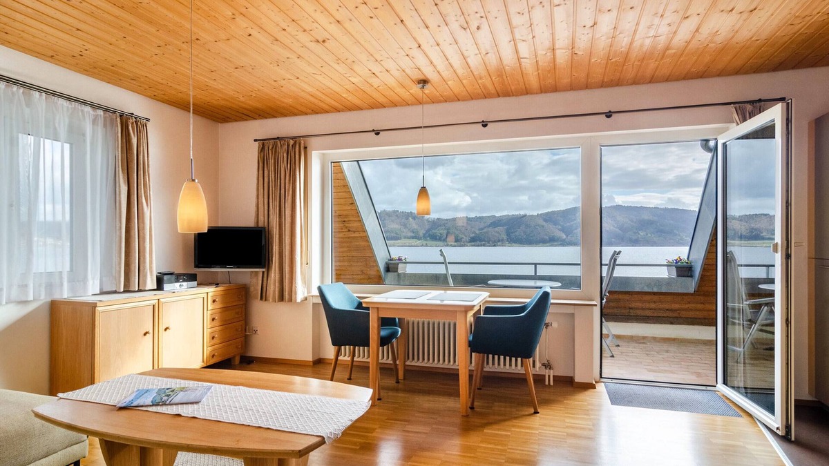 Bodman-Ludwigshafen Apartment | Apartment '9, 43qm' with Shared Garden, Balcony and Wi-Fi