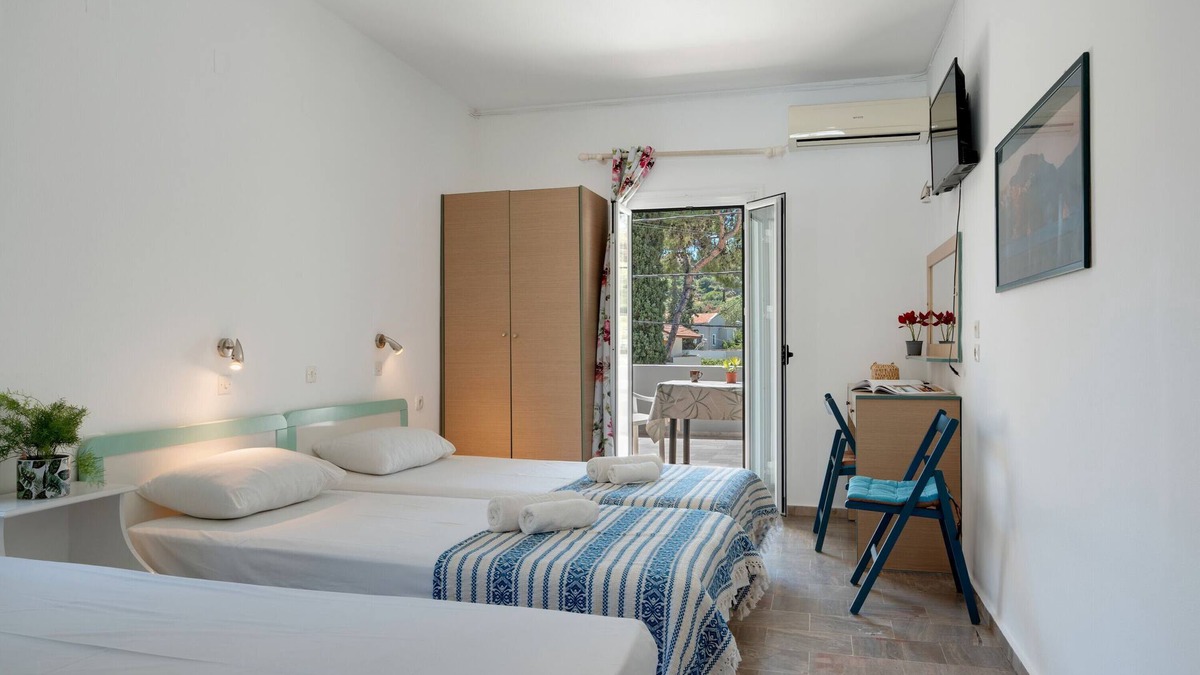 Panormos Apartment | Apartment '9' with Mountain View, Wi-Fi and Air Conditioning