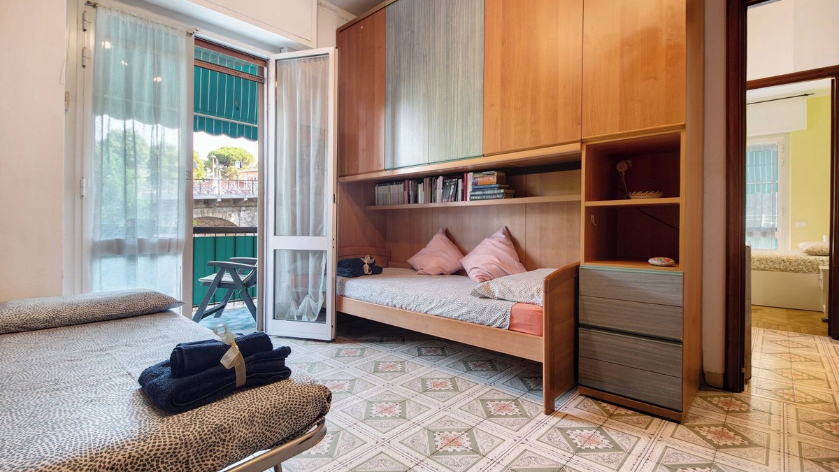 Recco Apartment | Apartment 'A Dream' with Balcony, Wi-Fi and Air Conditioning