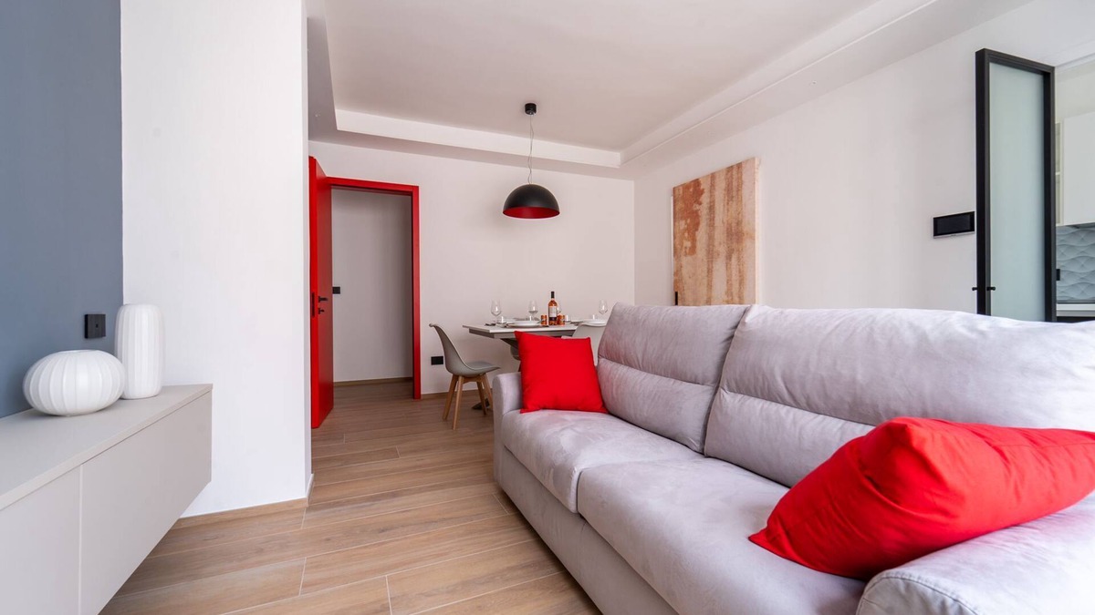 Collemeto Apartment | Apartment 'Agata' with Private Terrace, Wi-Fi and Air Conditioning
