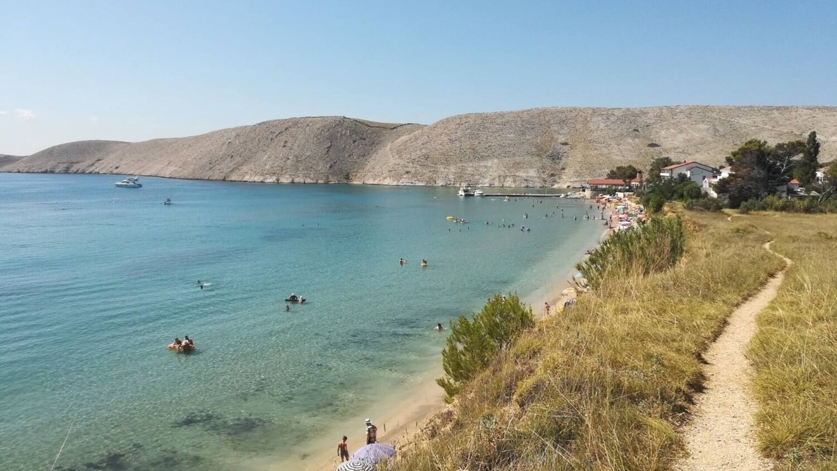 Vlasici Apartment | Apartment Ana - great location, near the beach A2(4) - Vlasici, Island Pag, Croatia