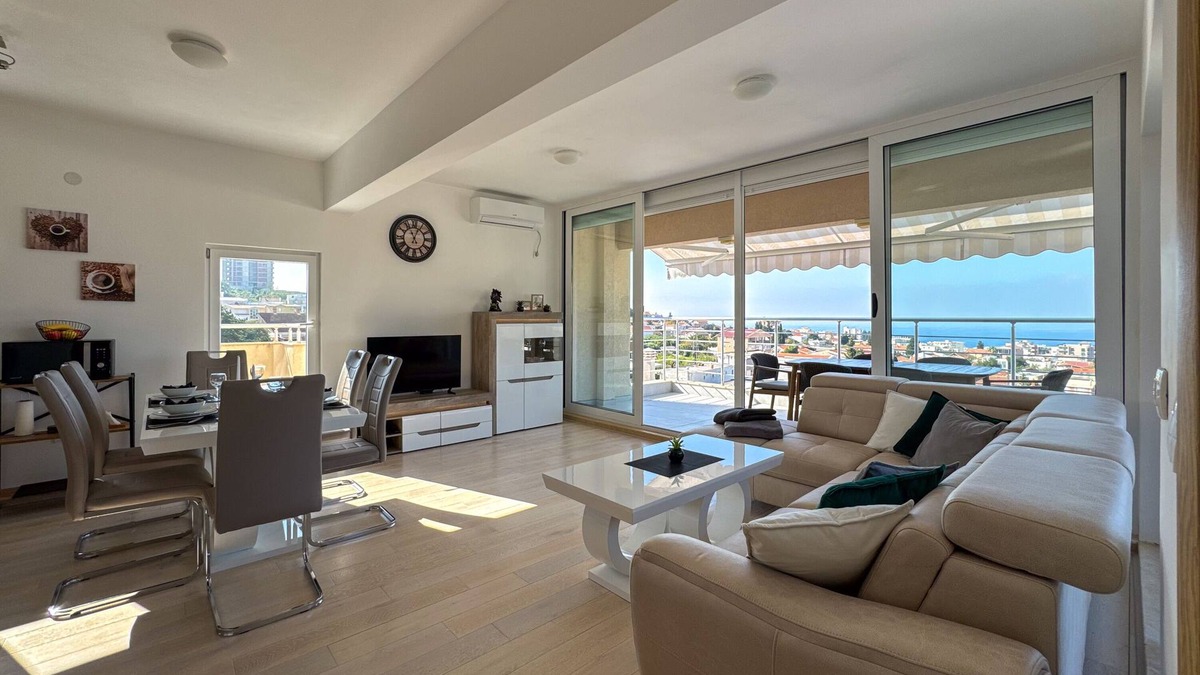 Bar Apartment | Apartment/apartment for 4 guests with 102m² in Dobra Voda (268394)