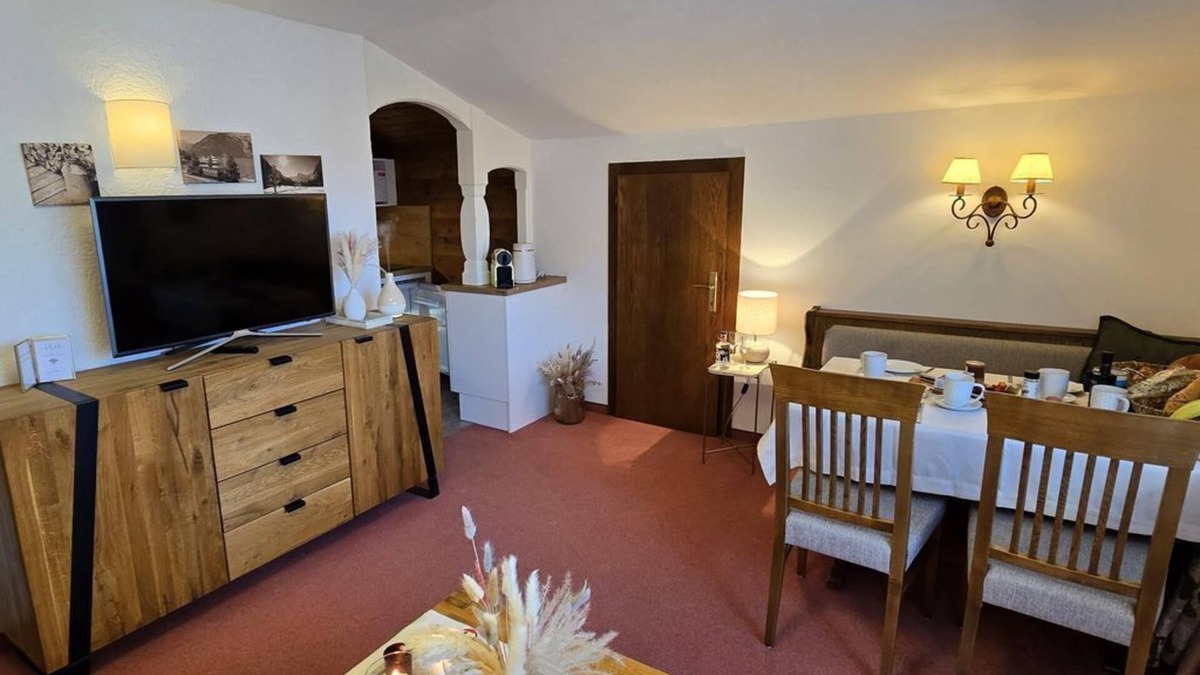 Pertisau Apartment | Apartment/apartment, shower, WC, balcony 7-10 nights - Appartements Alpenland