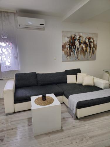Vinkovci Apartment | Apartment Aria