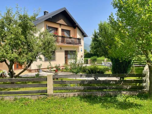 Korenica Apartment | Apartment Arya