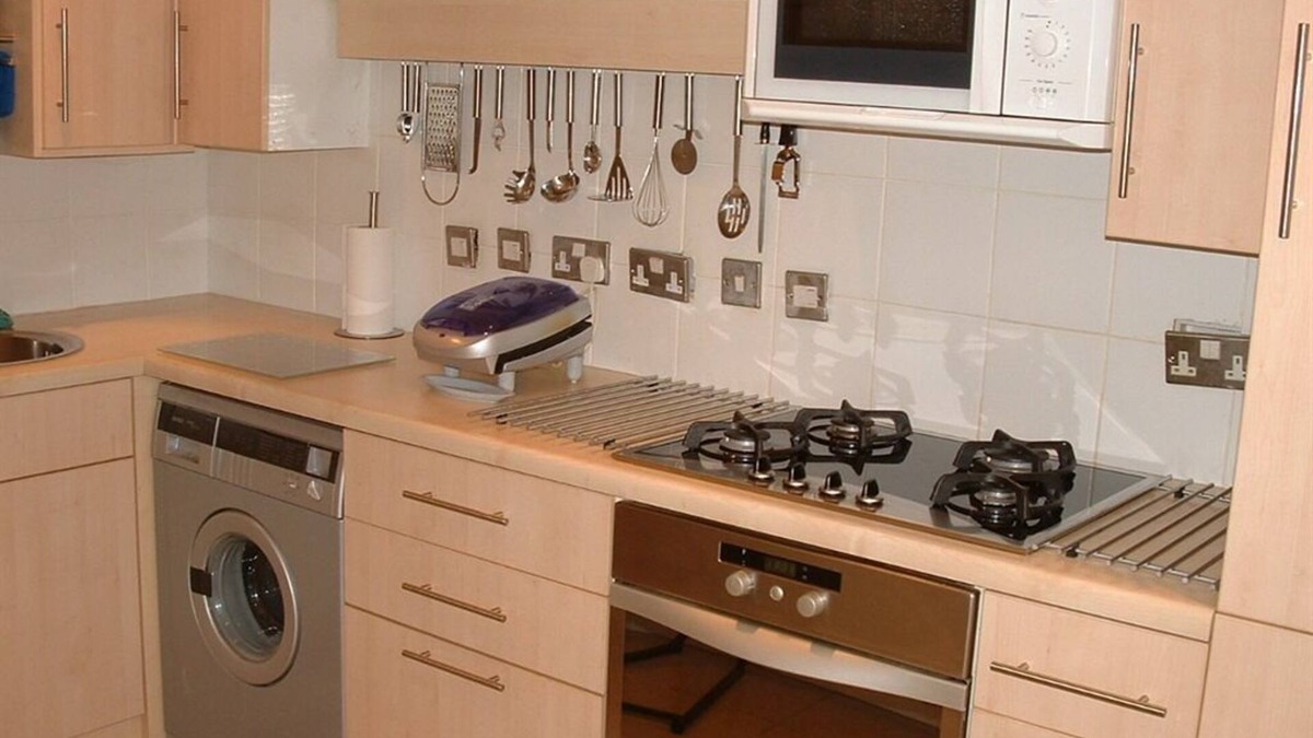 Crewe Apartment | Apartment at Earle House Serviced Apartments