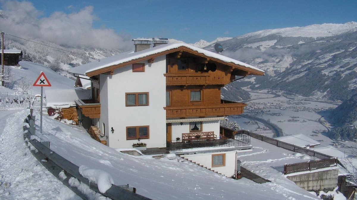 Hippach Apartment | Apartment in Hippach near Horbergbahn