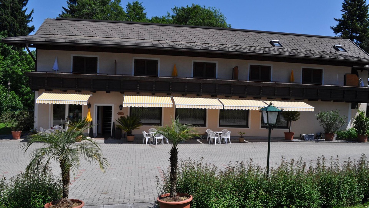 Augsdorf Apartment | Apartment Faakersee (4 / 6pers) 60m² with 2 bedrooms and balcony