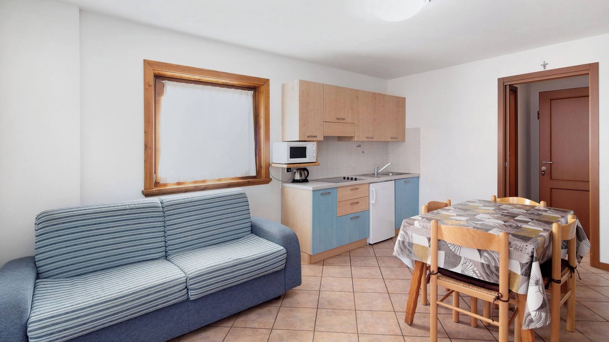 Trepalle Apartment | Apartment "Bait del Pont 55" with Mountain View, Wi-Fi, Balcony & Garden