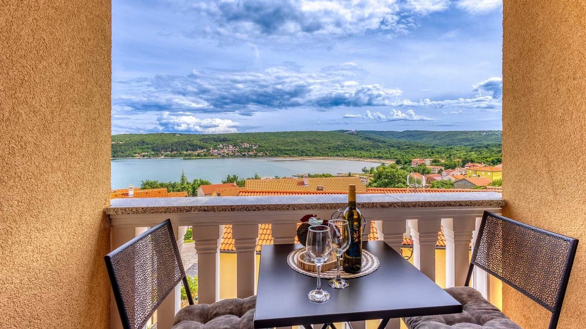 Cizici Apartment | Apartment Baran with a Sea View