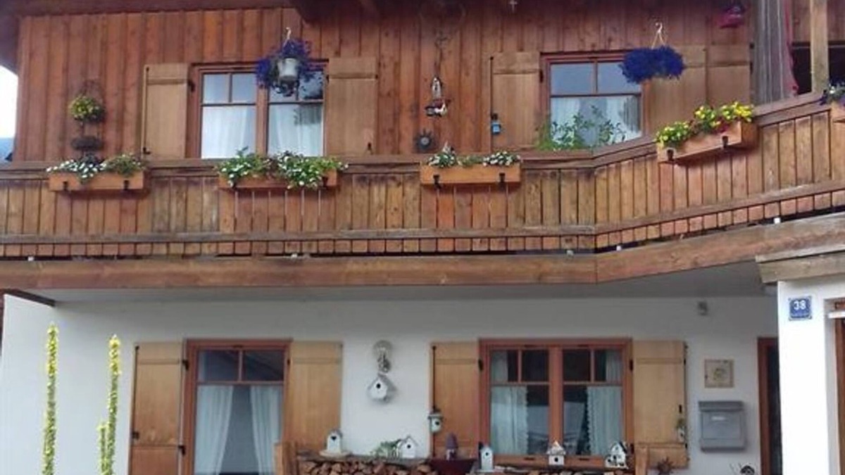 Oberammergau Apartment | Apartment Barbara - Apartment Barbara (2 bed.)