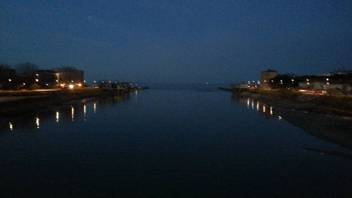 Rivabella Apartment | Apartment Beachfront with big balcony "Seaview"in Rimini for 7 persons.
