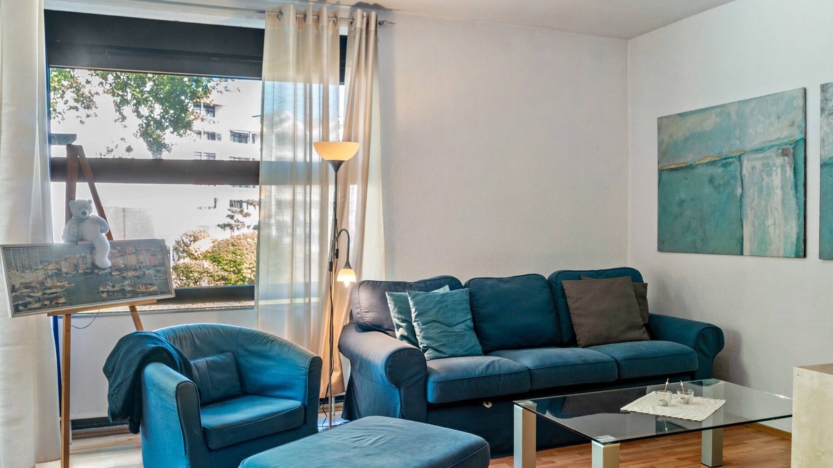 Bad Zwischenahn Apartment | Apartment 'Beim Wels' with Lake View, Private Terrace and Wi-Fi