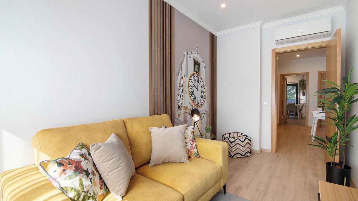 Tavira Apartment | Apartment 'Beira Mar - Rc Direito' with Balcony, Wi-Fi and Air Conditioning