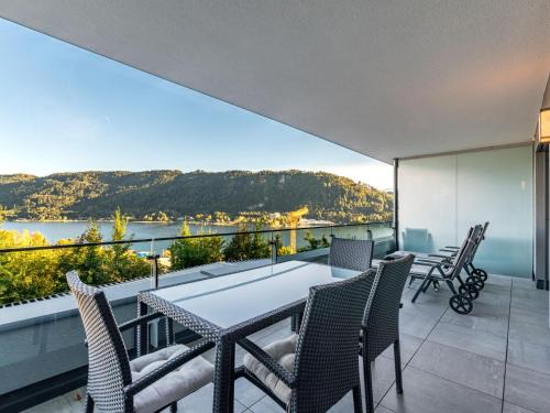 Annenheim Apartment | Apartment Berg- und Seeblick alpe maritima -Top 10 by Interhome