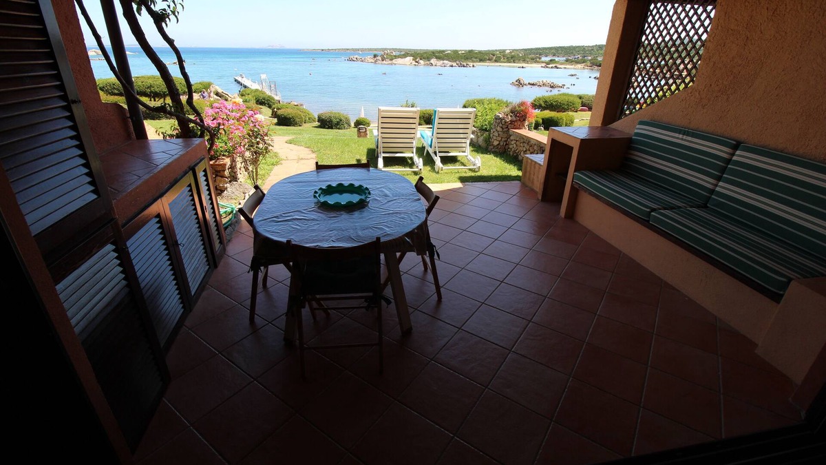 Golfo di Marinella Apartment | Apartment board beach with panoramic views