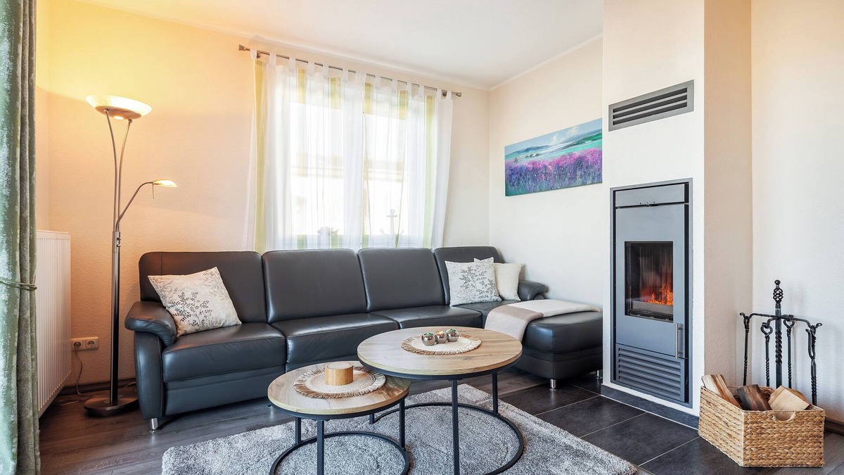 Rerik Apartment | Apartment "Bounty" with fireplace, large terrace with beach chair and garden