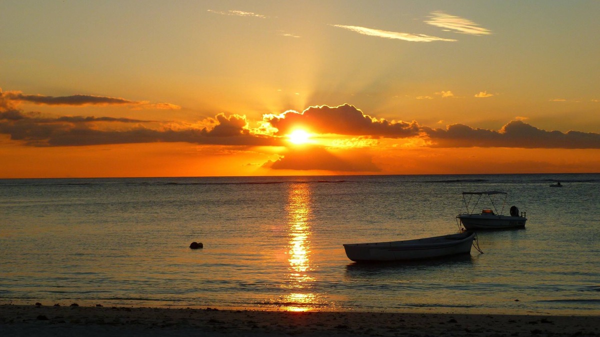 Trou aux Biches Apartment | Apartment by the sea in Trou aux Biches, 3 bedrooms