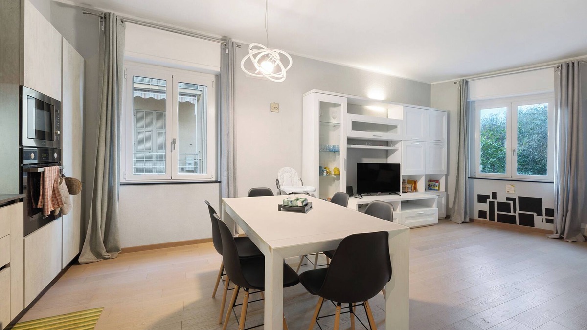 Finalborgo Apartment | Apartment 'Casa Al Boschetto' with Wi-Fi