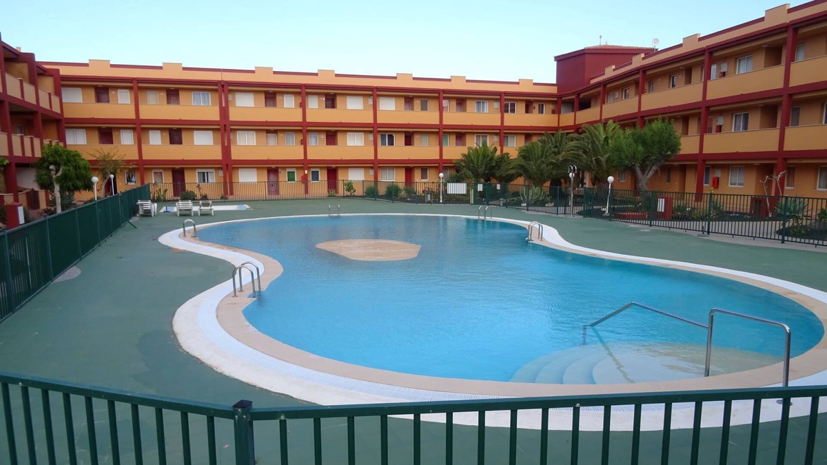 Parque Holandes Apartment | Apartment "CASA AMANECER" 2 bedrooms, balcony direct sea view, 3 pools