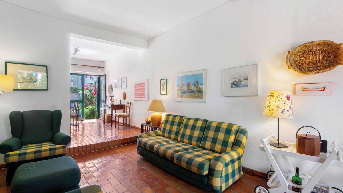 Vila Real Santo Antonio Apartment | Apartment 'Casa Azamor' with Private Terrace, Private Garden and Wi-Fi