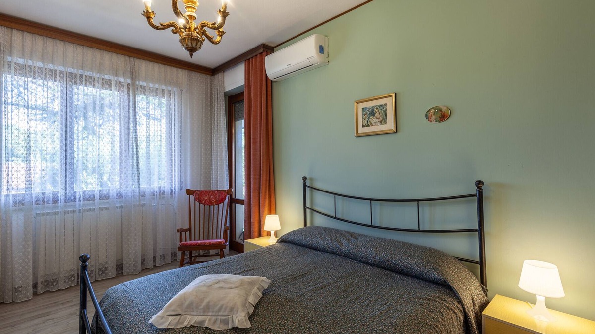 Marina di Massa Apartment | Apartment Casa Cesarina with Terrace, Balcony & A/C