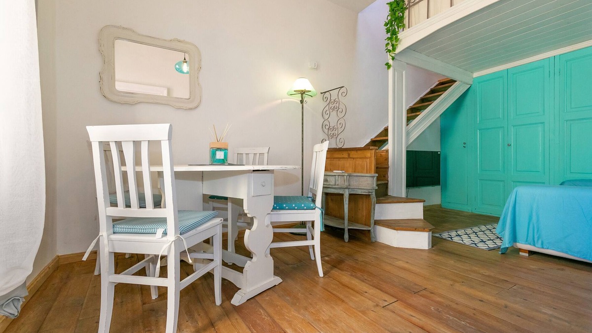 Piombino Apartment | Apartment Casa del Pescatore with Sea View, Air Conditioning and Wi-Fi