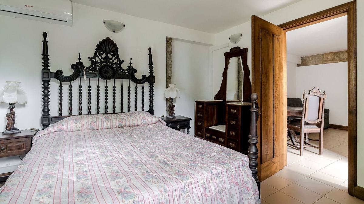 Vila do Conde Apartment | Apartment 'Casa Do Caldas - Casa 4' with Shared Pool, Wi-Fi and Air Conditioning