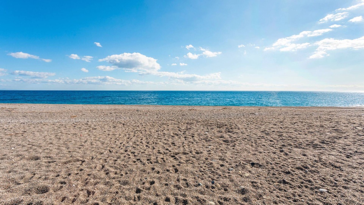 Mascali Apartment | Apartment 'Casa Vacanze Indaco' with Mountain View, Wi-Fi and Air Conditioning